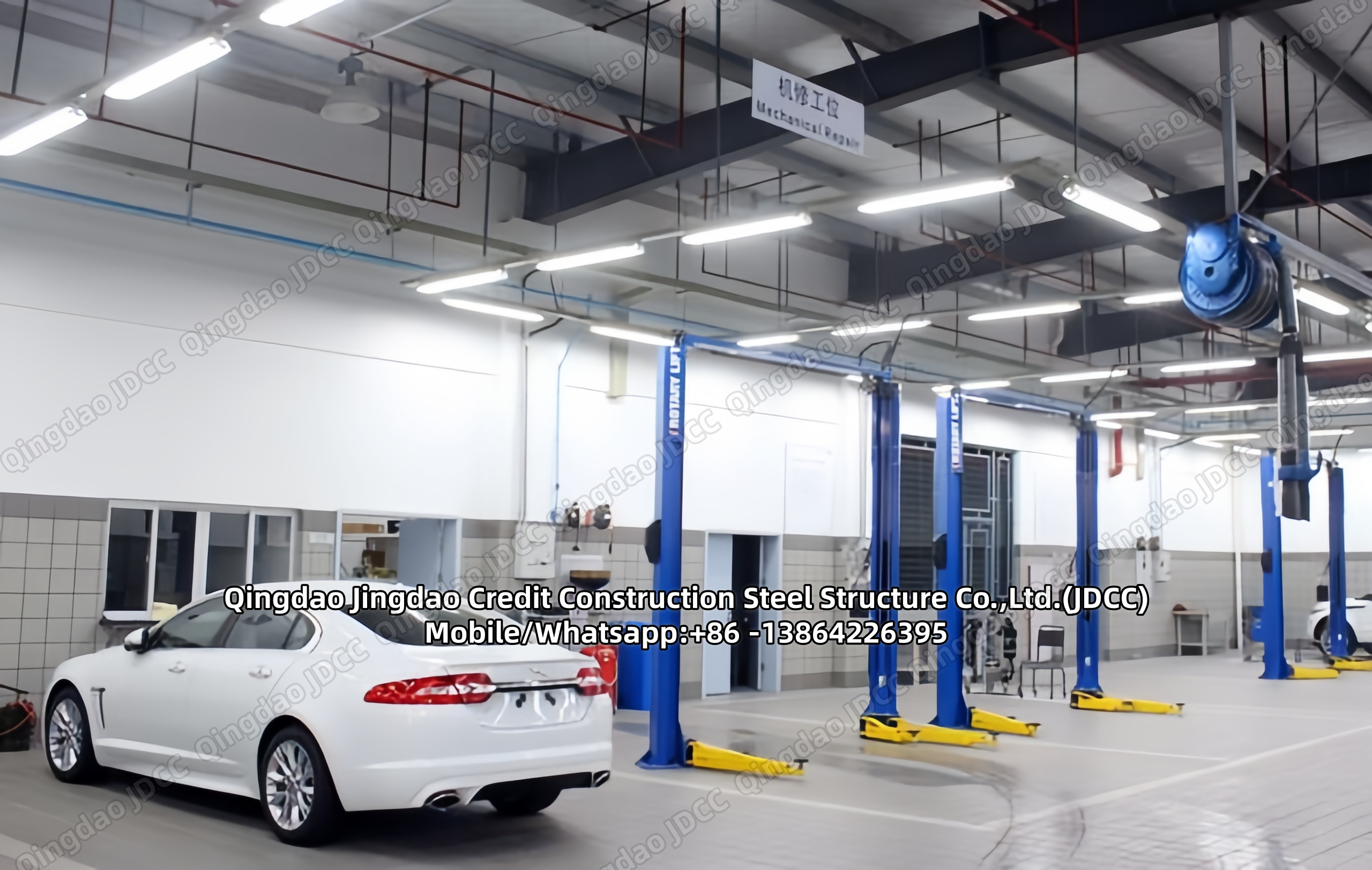 Taller de reparación de automóviles con estructura de acero - Products